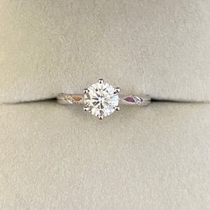 1 ct. Genuine Moissanite Diamond Wedding Ring ❤️